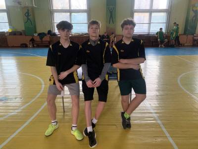 ІІ місце на обласних змаганнях з настільного тенісу