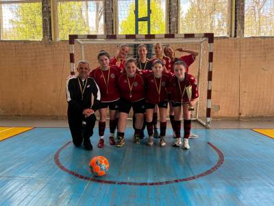 Вітаємо нашу збірну команду дівчат з перемогою на обласних з змаганнях з футзалу!