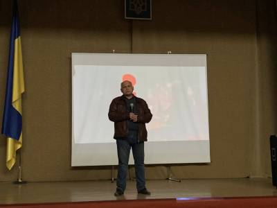 21 листопада – ДЕНЬ ГІДНОСТІ ТА СВОБОДИ