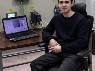 Вітаємо Микиту КОНОВАЛЕНКА з призначенням академічної стипендії Президента України